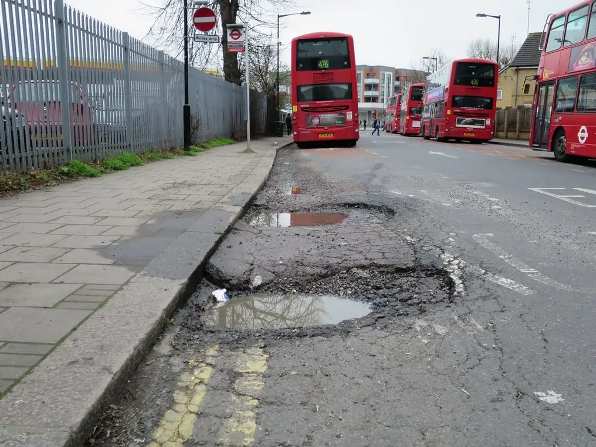 Pothole Repairs carried out by Bespoke Paving